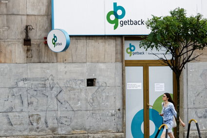 Spółki powiązane z byłym prezesem GetBacku upadają