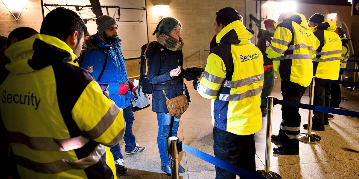 Szwecja rozważa deportację 80 tys. uchodźców