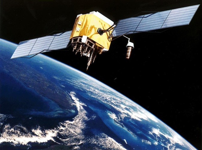 Po krótkim marszu osiągnęła swój cel - szpiega, który który wybrał wolność