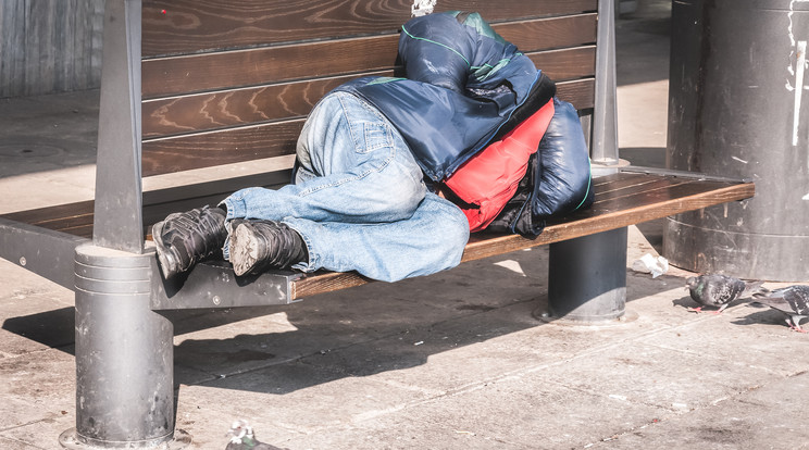 A szigorítás mellett gondoskodás is járhat nekik /Fotó: iStock