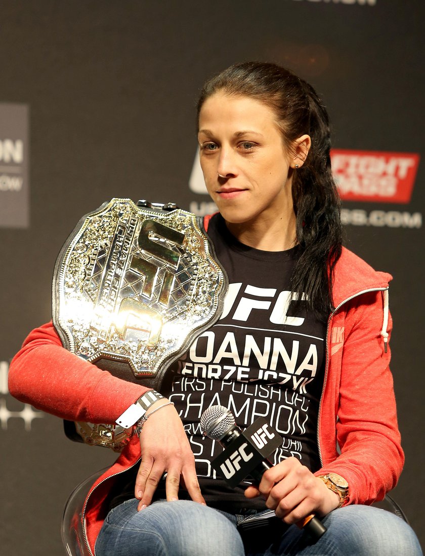 Joanna Jędrzejczyk i Karolina Kowalkiewicz zmierzą się w ...