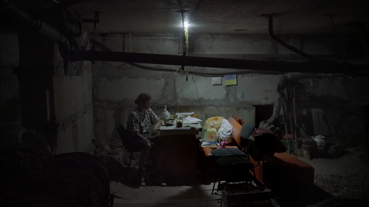 O czym mówią Rosjanie, kiedy dzwonią z frontu do domów? Ten film szokuje