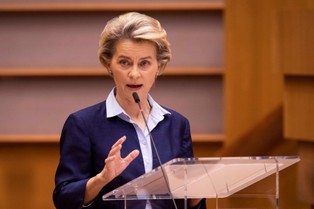 von der Leyen: Mamy dość szczepionek, żeby zaszczepić ponad 80 proc. populacji UE