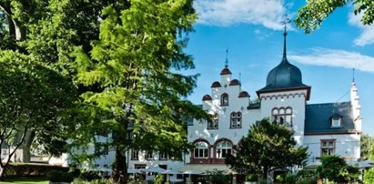 Złodzieje obłowili się w pustym hotelu. Ukradli fanty warte fortunę