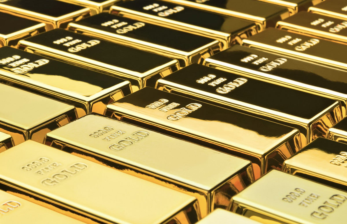 Oszczędzanie i inwestowanie w złoto. Co trzeba wiedzieć?