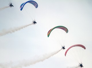 Ruszyły pokazy Air Show 2015 w Radomiu: Zaprezentują też czołgi i Rosomaka