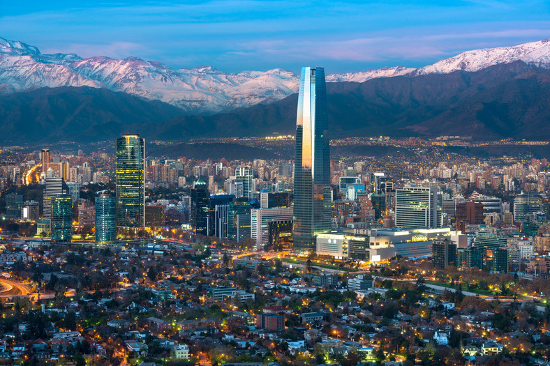 Santiago — stolica Chile. To w tym mieście od 40 lat mieszka Andrzej Zabłocki