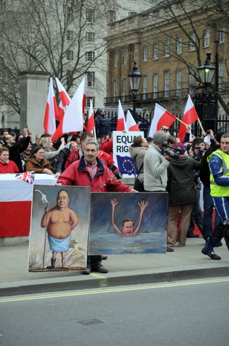 Protest Polaków przed Downing Street w Londynie