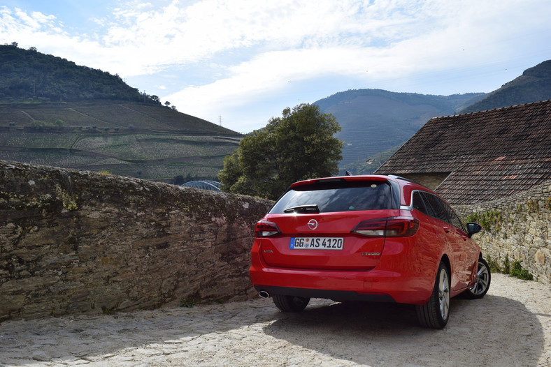 Opel Astra Sports Tourer