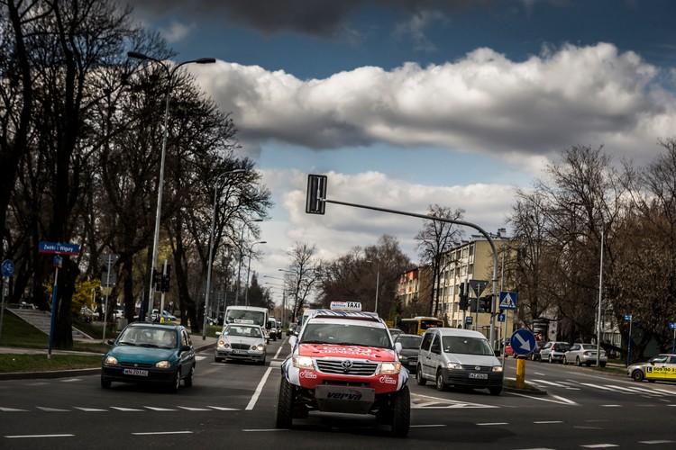 Adam Małysz dorabiał na taksówce. Woził ludzi po Warszawie