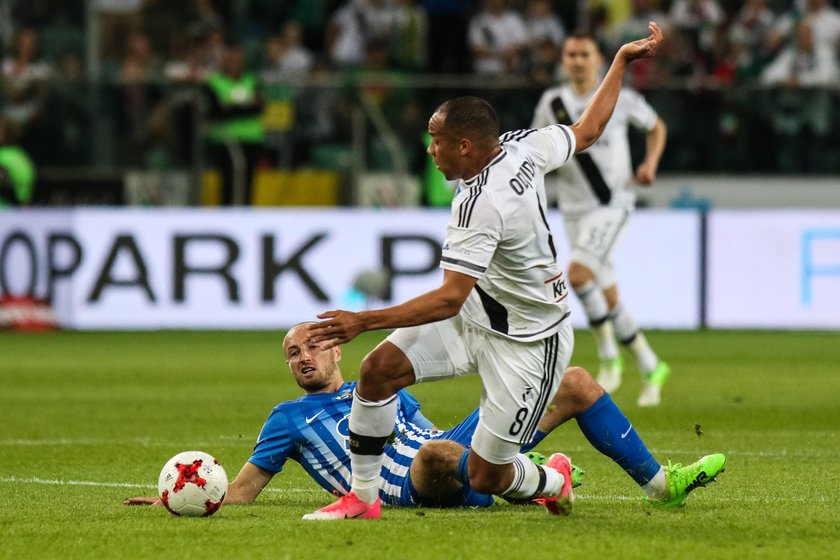 Lukasz Tralka (Lech), Vadis Odjidja Ofoe (Legia)