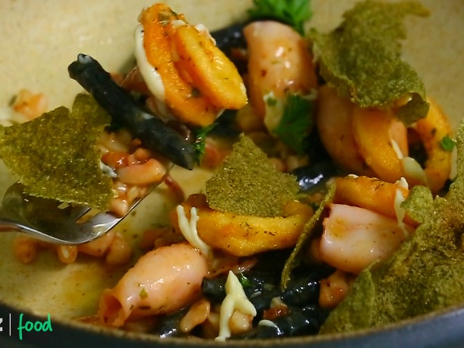127313_1noizz-food-garganeli-pasta-sa-raguom-od-lignji-safe