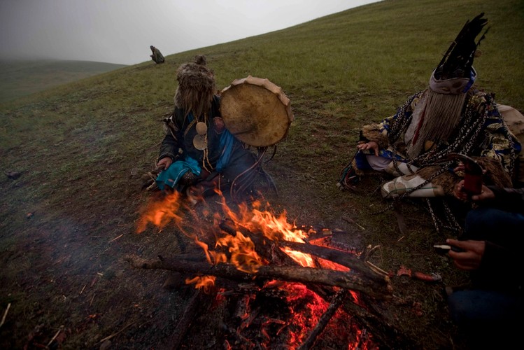 Szamani z Mongolii