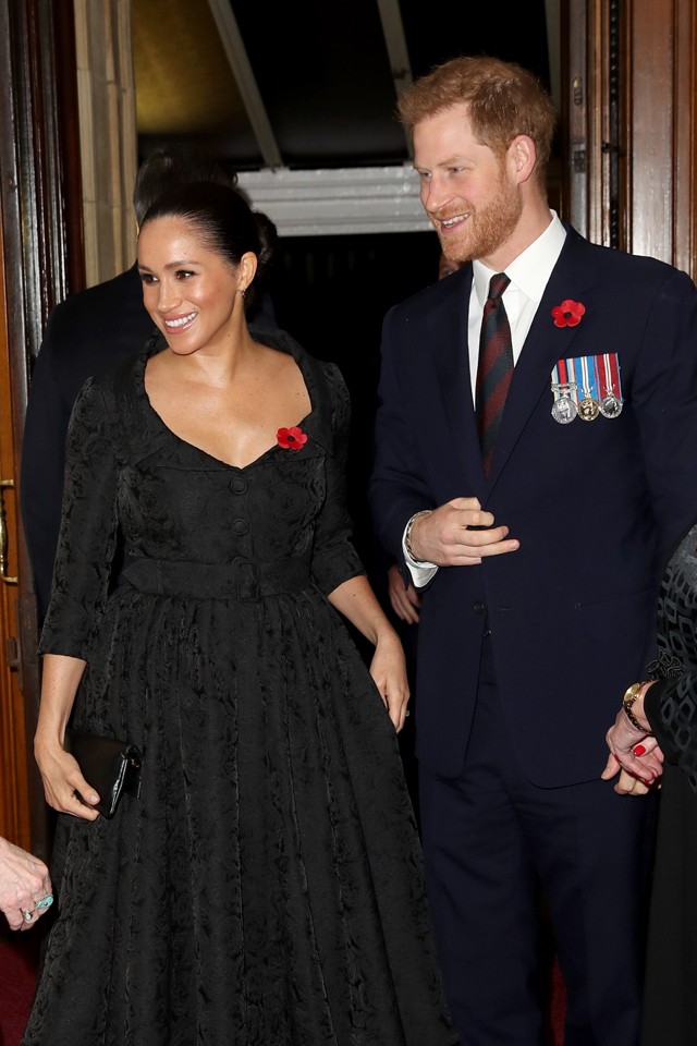 Meghan Markle élete legelegánsabb ruhájában: de jól áll neki?