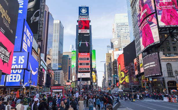 Panika na Times Square. Odgłos motocykla ludzie wzięli za strzały z broni palnej [WIDEO]