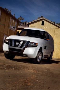 Nissan z przyszłości złapany na filmie