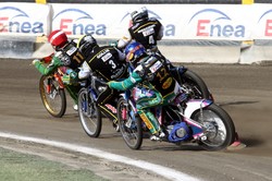 Ekstraliga: Unia Tarnów i Falubaz Zielona Góra z pięcioma zwycięstwami