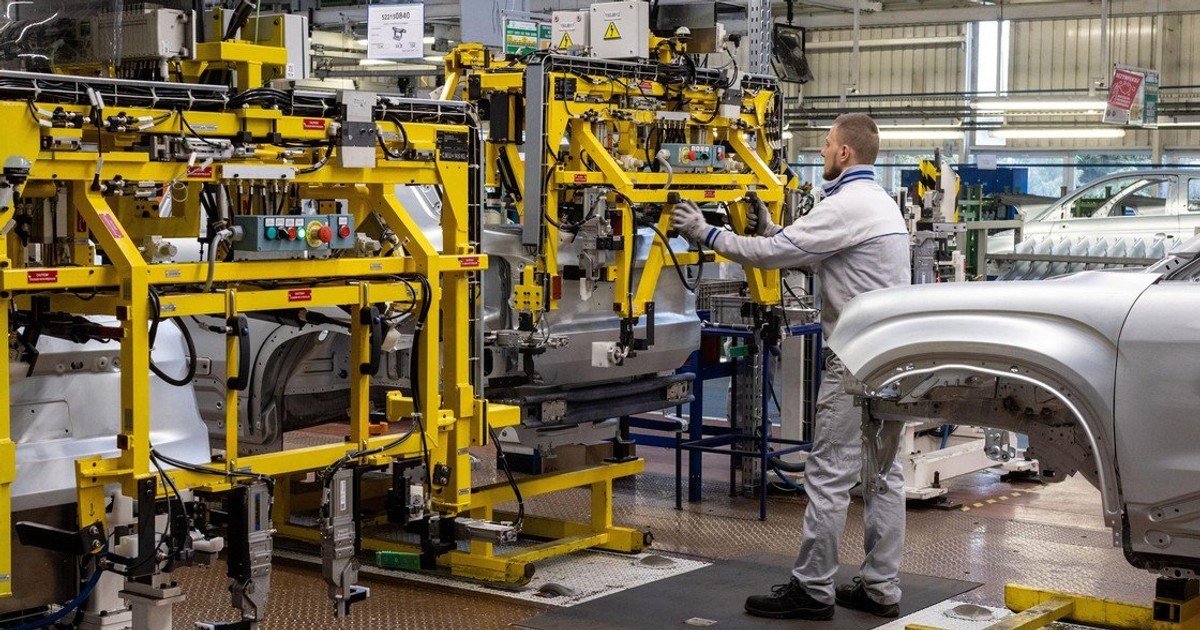 Gigant spowalnia produkcję. Oberwie polska fabryka