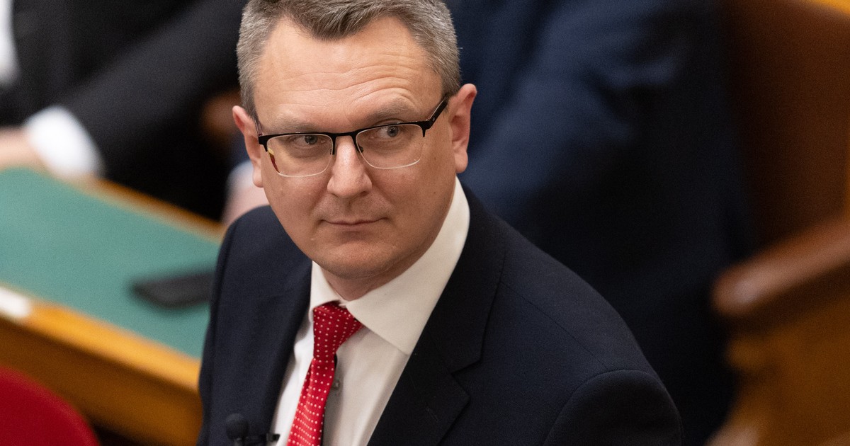 Nagy bejelentést tett az államtitkár: teljesül a szülők kérése
