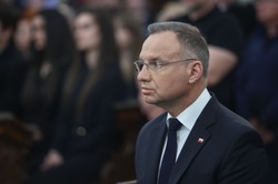 Kondolencje Dudy po śmierci prezydenta Iranu. Tusk: Niepotrzebnie przekroczył granicę