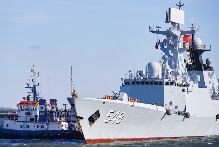 Chińskie okręty wpłynęły do gdyńskiego portu, PAP/Adam Warżawa,