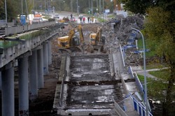Katastrofa w Koszalinie, wiadukt zawalił się na ulicę. Zobacz nagrania