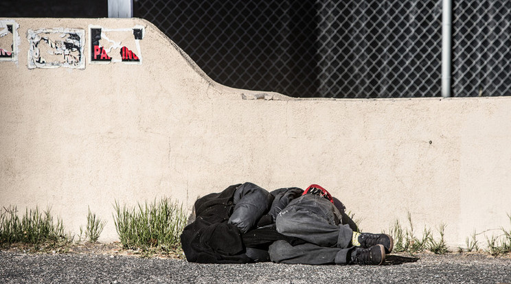 Hajléktalan férfit gyújtott fel a féltékeny támadó / Illusztráció: Northfoto