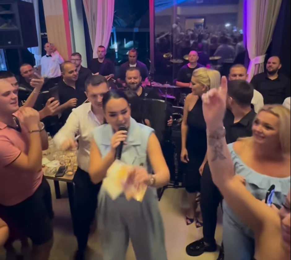 Tijana Em i Uroš Živković na veselju