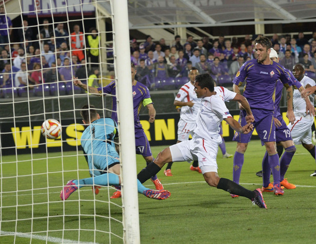 Liga Europy: Pewny awans Sevilli. Krychowiak zagra w finale na Stadionie Narodowym. WIDEO