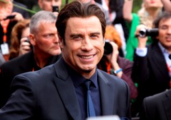 Bond się doczekał. John Travolta nowym przeciwnikiem 007?