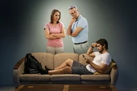 Anna płaci za terapię córki i żałuje "Szukanie siebie jest ważne, ale nie może tego robić po pracy?"