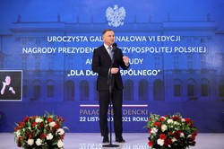 Andrzej Duda podpisał ustawę, która zwiększa uprawnienia ministra sportu