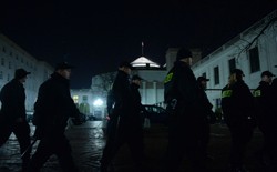 Awantura i chaos w Sejmie. Przed budynkiem protest KOD-u. W Sejmie pojawiła się policja [RELACJA]