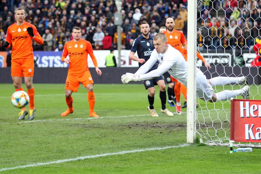 Pilka nozna. Ekstraklasa. Pogon Szczecin - Zaglebie Lubin. 10.03.2019