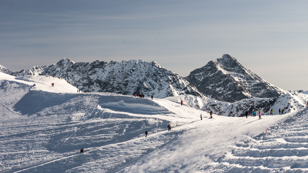 Tatry: turyści utknęli w schroniskach w Dolinie Pięciu Stawów i nad Morskim Okiem