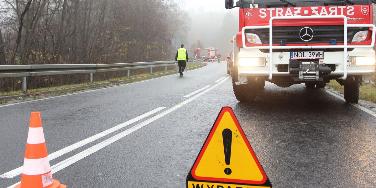 Wypadek w Lipowicy. Zderzyły się dwa tiry.