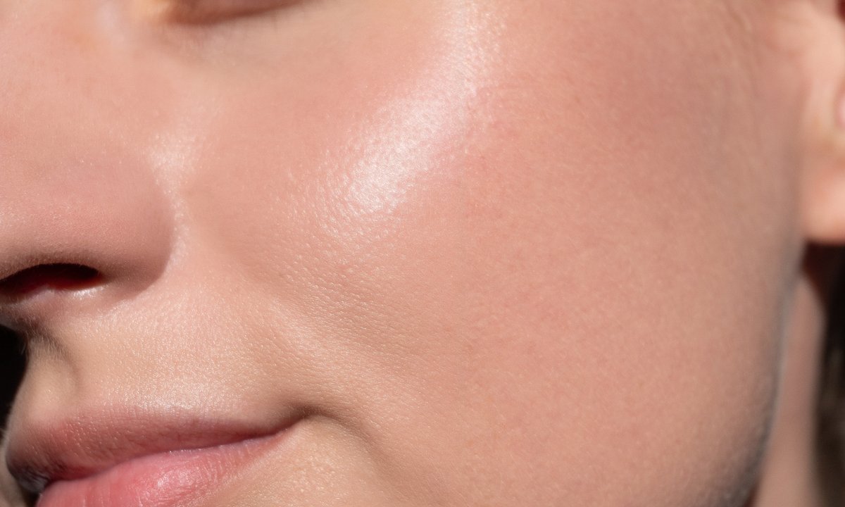 100 tys. mikroigiełek w jednym serum. Ten kosmetyk wygładza zmarszczki