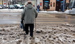 Śnieg popadał w Łodzi. Breja na ulicach!