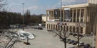 Na placu Dąbrowskiego zapłacisz za parkowanie