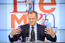 Tusk wyjaśnia zagadkę "Hey Jude". Śpiewał, żeby uczcić 10 lat w UE