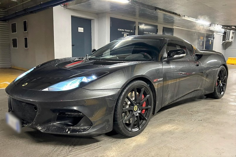Kradziony Lotus Evora