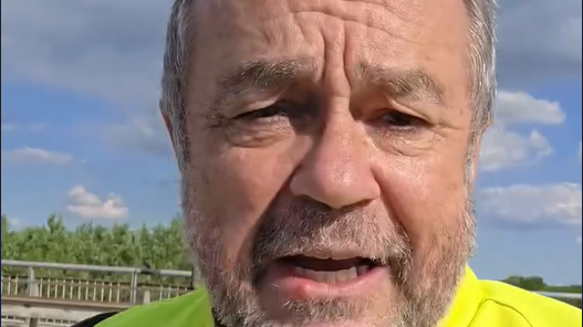 Poslanec NR SR Jozef Pročko mal nehodu na motorke. 