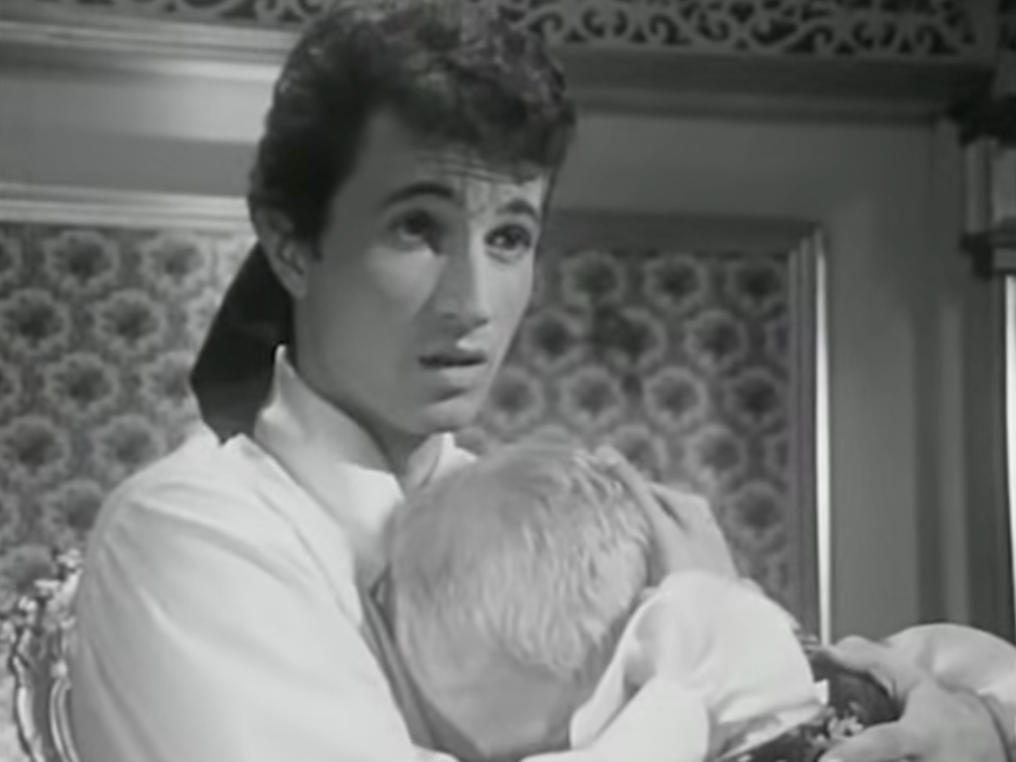 Herec Jiří Štědroň v televíznom muzikáli Popelka.