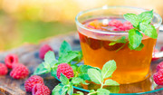 Herbata z liści malin — substancje czynne, właściwości lecznicze, wpływ na poród, przeciwwskazania