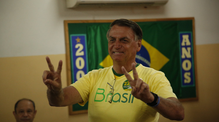 Komoly vádakkal és perrel kell szembenéznie Jair Bolsonaronak a mentelmi joga megszűnése után / Fotó: MTI/EPAAP pool/Bruna Prado