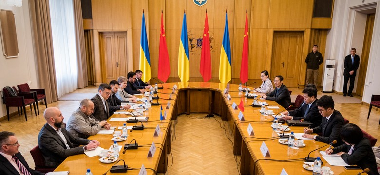 Chiny miękną? "Będziemy wspierać Ukrainę"