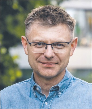 dr Konrad Ciesiołkiewicz, przewodniczący rady Fundacji Dorastaj z Nami, były prezes Fundacji Orange, nowo powołany członek komisji  ds. przeciwdziałania pedofilii