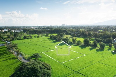 Czy pozwolenie na budowę wyklucza wydanie decyzji o warunkach zabudowy dla danej działki