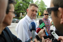 Poseł Lewicy: Polityk to nie zawód, gdzie się zarabia fortunę