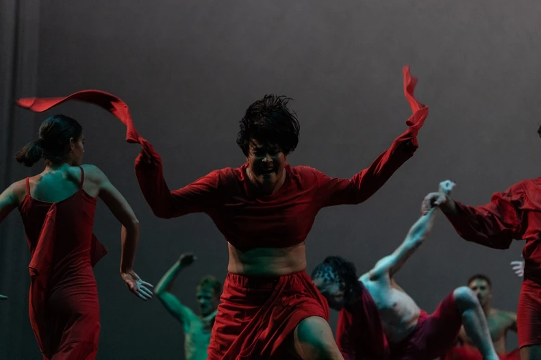 Svaki pokušaj će se završiti skršenim telima i slomljenim kostima